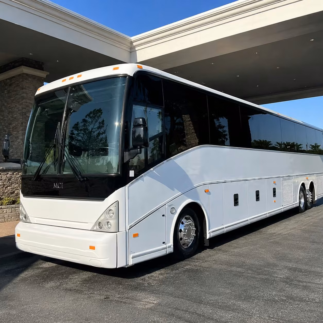 airport shuttle transportation for san angelo hotel groups and tour travelers