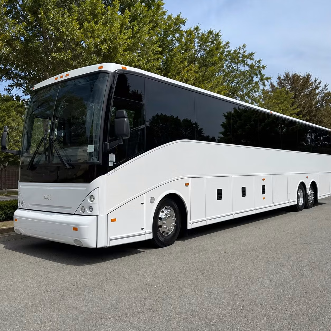 you can find and book airport transportation in san angelo and any nearby city
